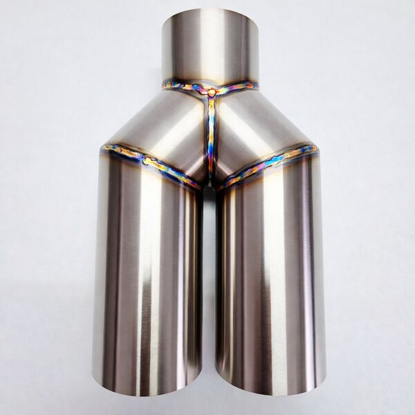 Podwójna końcówka wydechu Y-pipe 2x63,5 mm inox ścięta stal nierdzewna